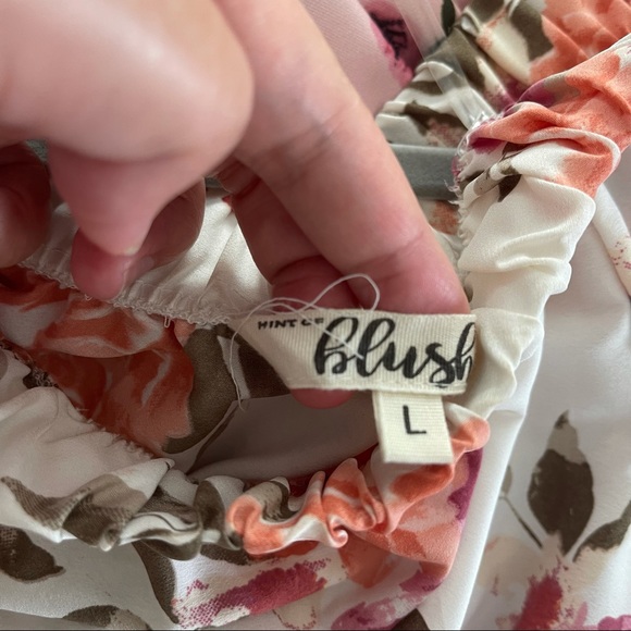 Hint of Blush Floral Print Dress - Picture 3 of 3